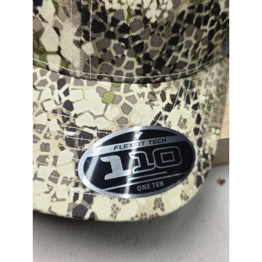 Badlands Approach OG Camo Hunting Snapback Trucker Hat - NEW